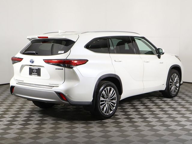 2020 Toyota Highlander Hybrid Platinum