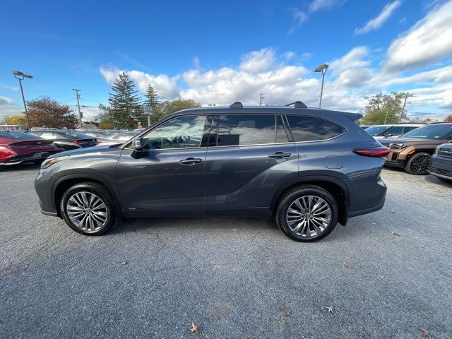 2020 Toyota Highlander Hybrid Platinum