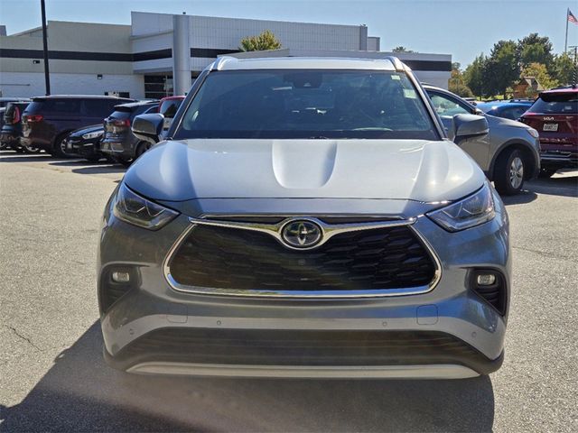 2020 Toyota Highlander Hybrid Platinum