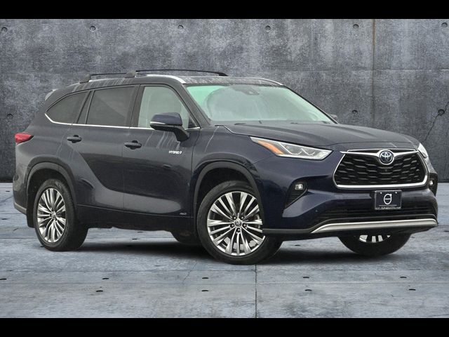 2020 Toyota Highlander Hybrid Platinum