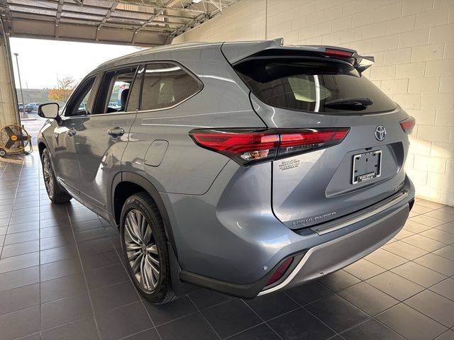 2020 Toyota Highlander Hybrid Platinum