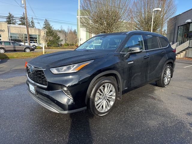 2020 Toyota Highlander Hybrid Platinum