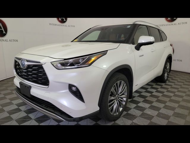 2020 Toyota Highlander Hybrid Platinum