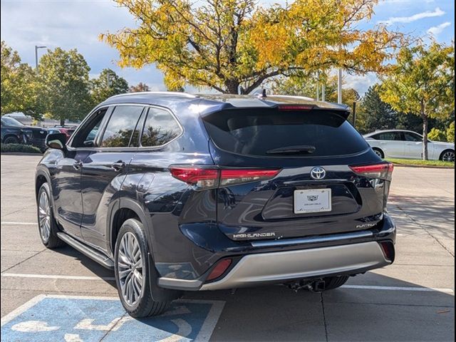 2020 Toyota Highlander Hybrid Platinum