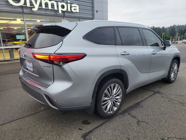 2020 Toyota Highlander Hybrid Platinum