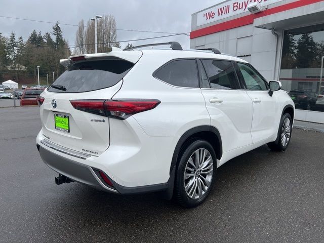 2020 Toyota Highlander Hybrid Platinum