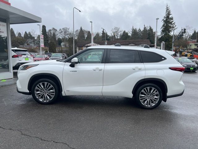 2020 Toyota Highlander Hybrid Platinum