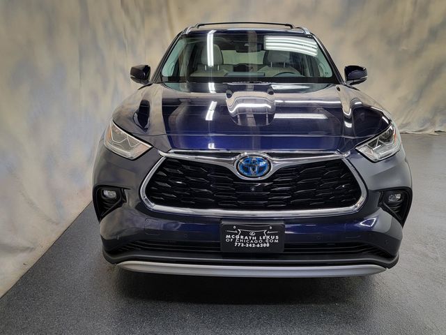 2020 Toyota Highlander Hybrid Platinum