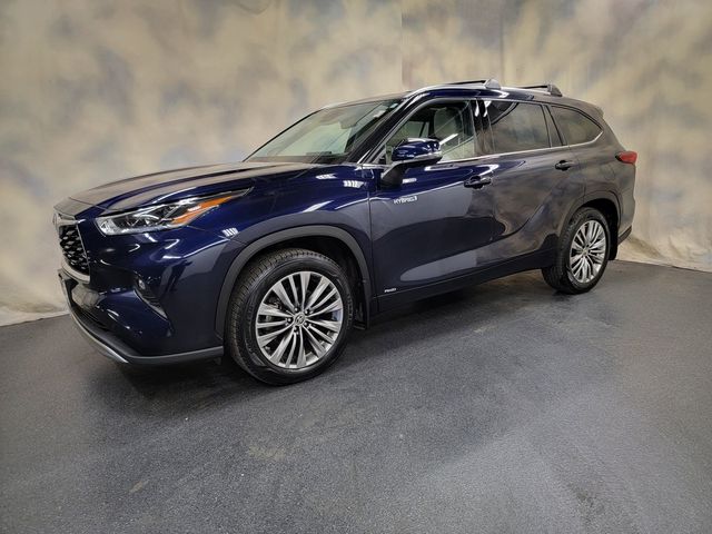 2020 Toyota Highlander Hybrid Platinum