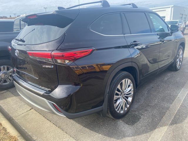 2020 Toyota Highlander Hybrid Platinum