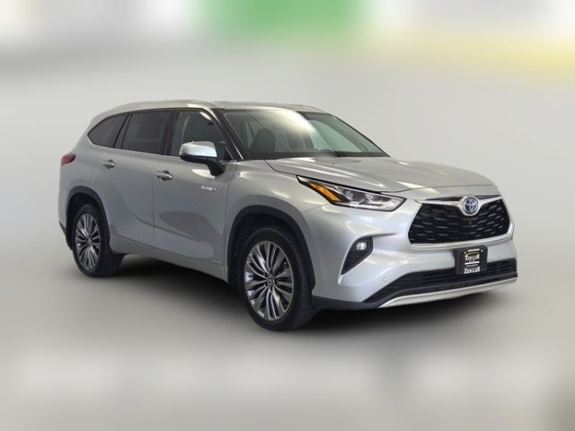 2020 Toyota Highlander Hybrid Platinum