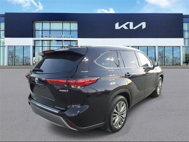 2020 Toyota Highlander Hybrid Platinum