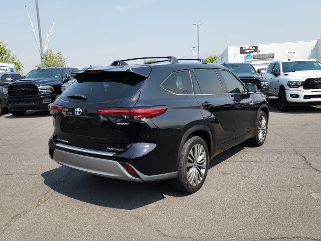 2020 Toyota Highlander Hybrid Platinum