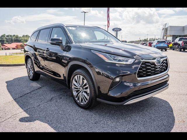 2020 Toyota Highlander Hybrid Platinum