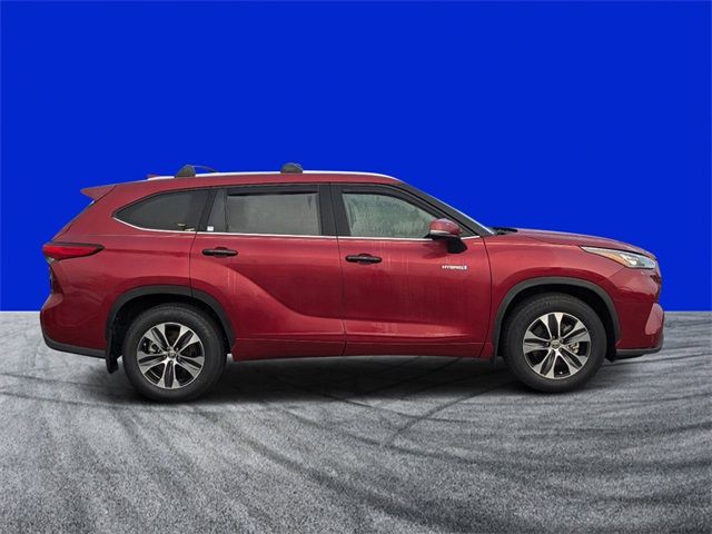 2020 Toyota Highlander Hybrid XLE