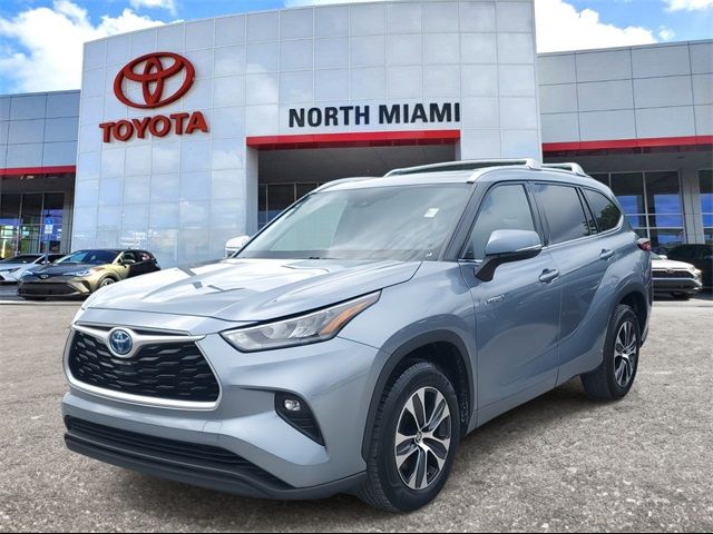 2020 Toyota Highlander Hybrid XLE