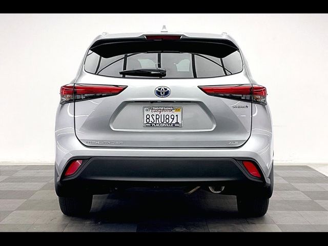 2020 Toyota Highlander Hybrid XLE