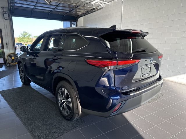 2020 Toyota Highlander Hybrid XLE