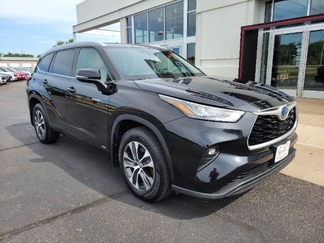 2020 Toyota Highlander Hybrid XLE