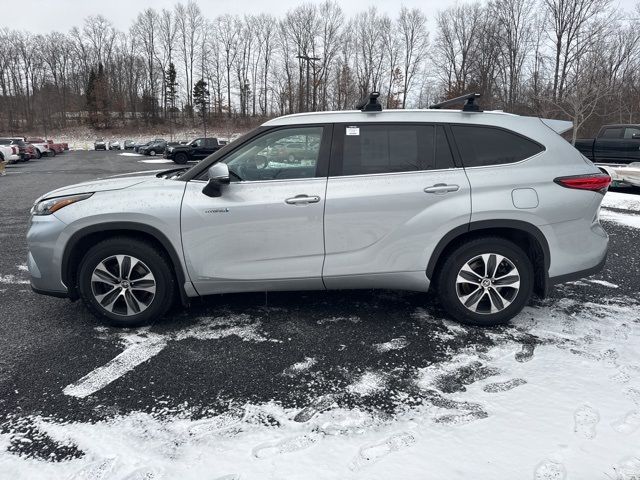 2020 Toyota Highlander Hybrid XLE