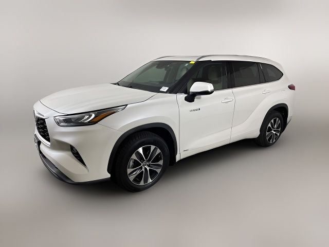 2020 Toyota Highlander Hybrid XLE