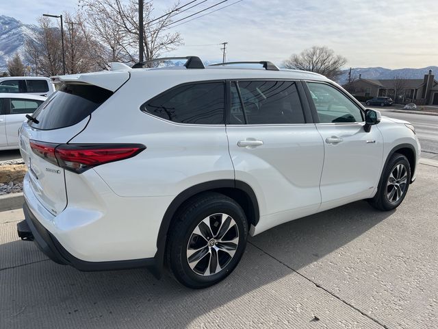 2020 Toyota Highlander Hybrid XLE