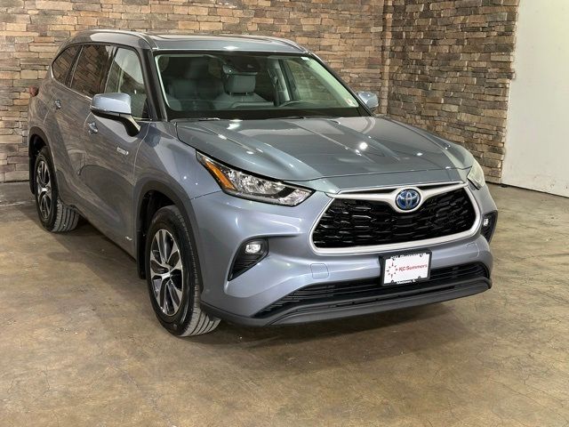 2020 Toyota Highlander Hybrid XLE