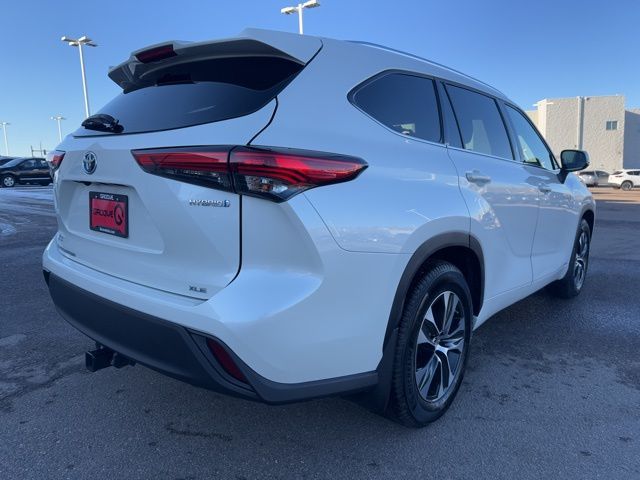 2020 Toyota Highlander Hybrid XLE