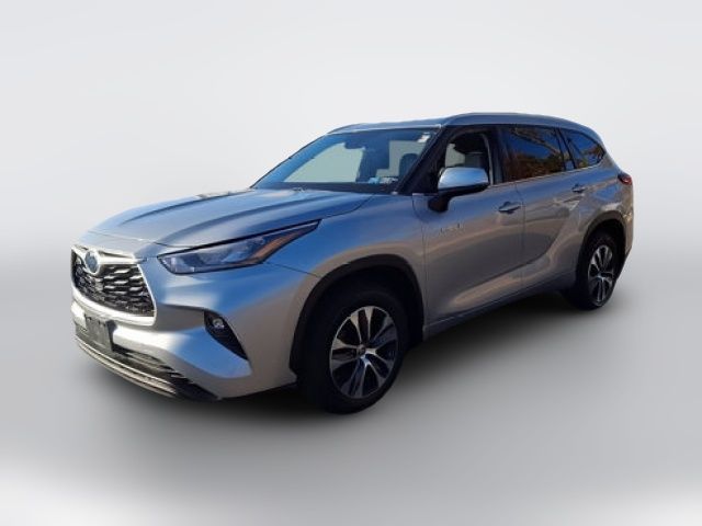 2020 Toyota Highlander Hybrid XLE