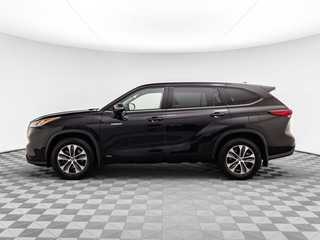 2020 Toyota Highlander Hybrid XLE