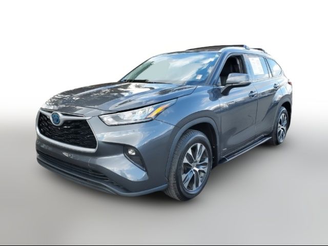 2020 Toyota Highlander Hybrid XLE