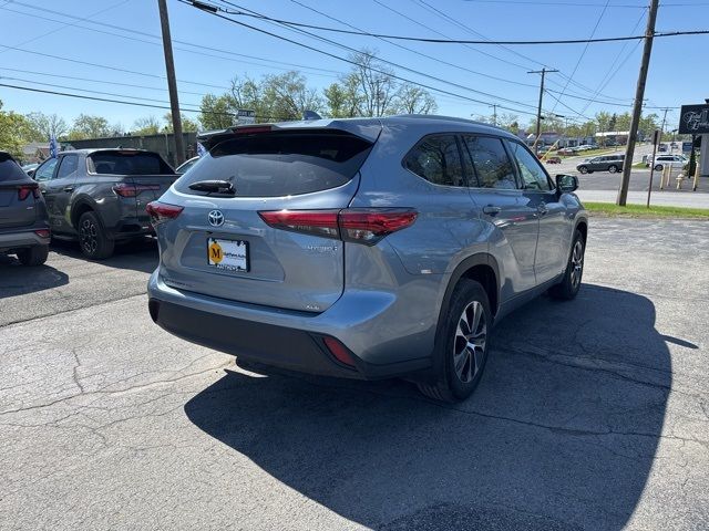 2020 Toyota Highlander Hybrid XLE