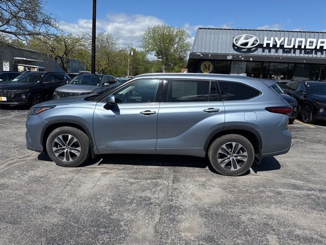 2020 Toyota Highlander Hybrid XLE