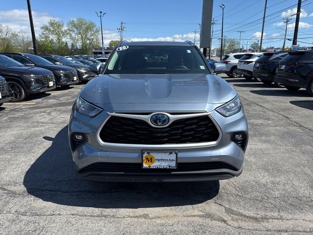 2020 Toyota Highlander Hybrid XLE