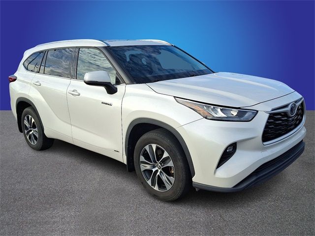 2020 Toyota Highlander Hybrid XLE