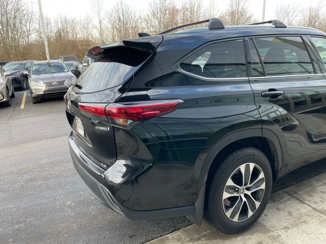 2020 Toyota Highlander Hybrid XLE