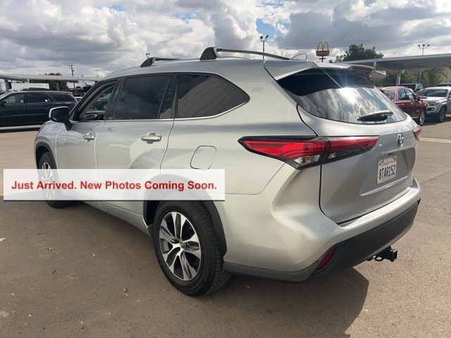 2020 Toyota Highlander Hybrid XLE