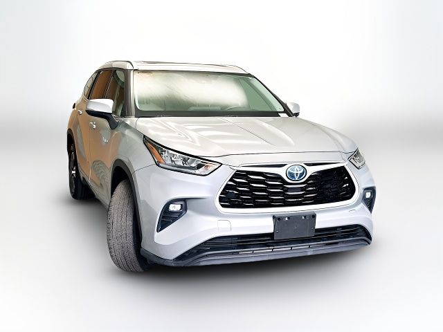 2020 Toyota Highlander Hybrid XLE