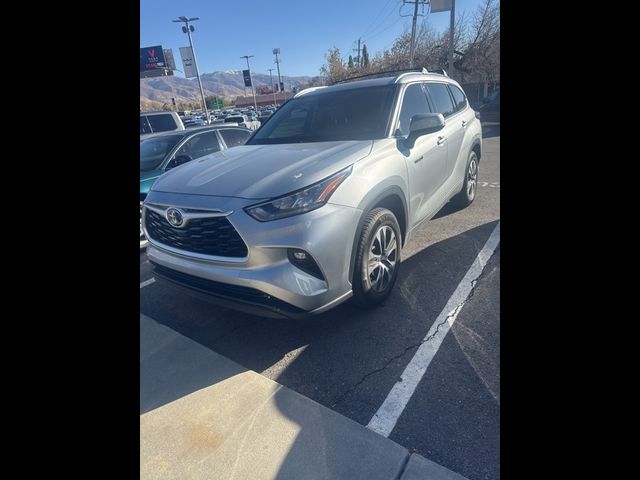 2020 Toyota Highlander Hybrid XLE