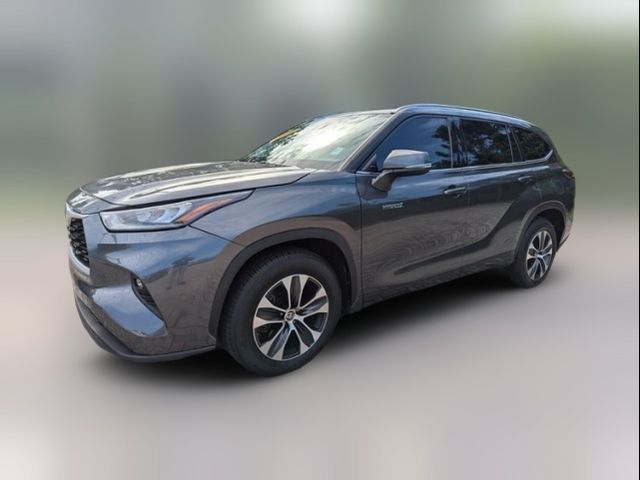 2020 Toyota Highlander Hybrid XLE