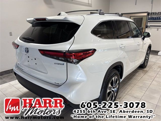 2020 Toyota Highlander Hybrid XLE