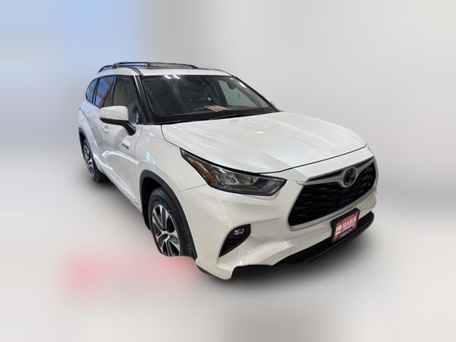 2020 Toyota Highlander Hybrid XLE
