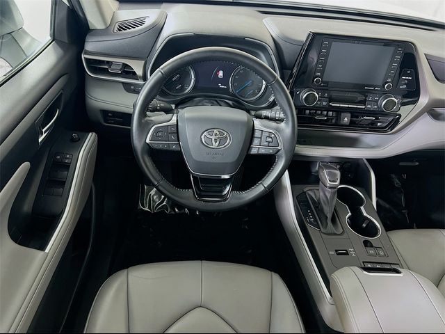 2020 Toyota Highlander Hybrid XLE