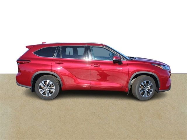 2020 Toyota Highlander Hybrid XLE