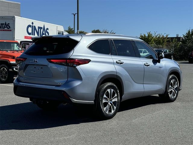 2020 Toyota Highlander Hybrid XLE