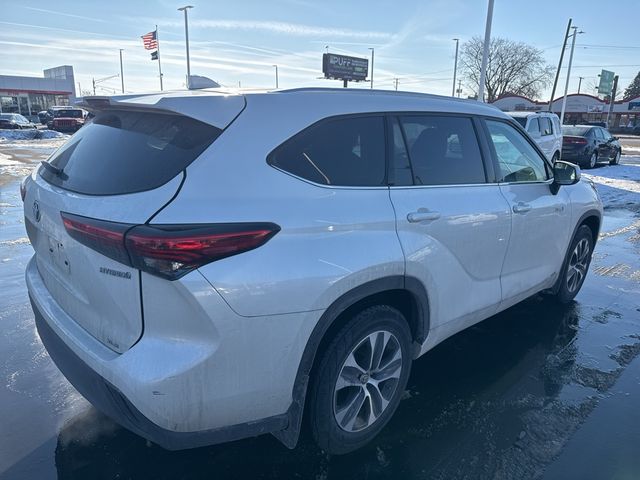 2020 Toyota Highlander Hybrid XLE