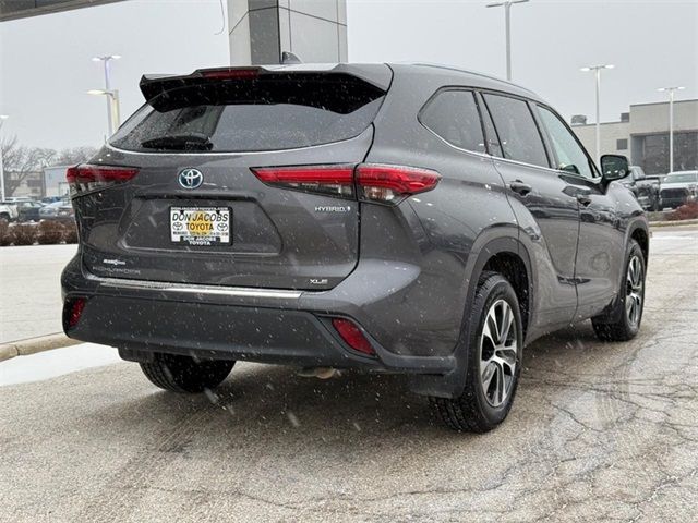 2020 Toyota Highlander Hybrid XLE