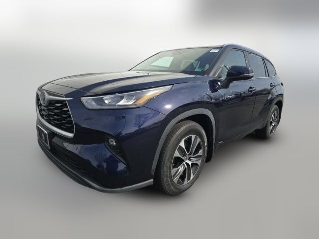 2020 Toyota Highlander Hybrid XLE