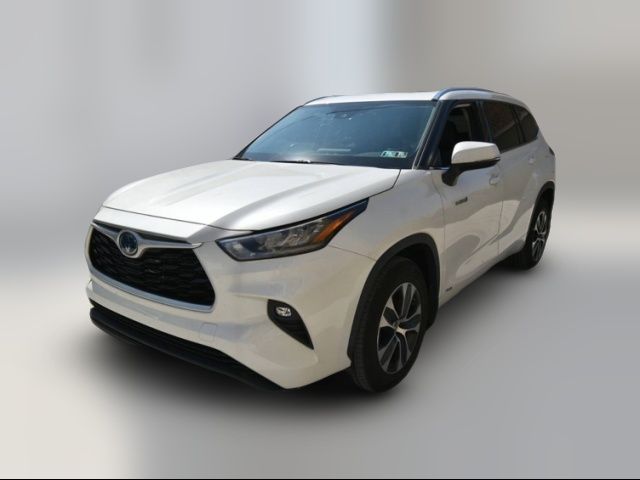 2020 Toyota Highlander Hybrid XLE