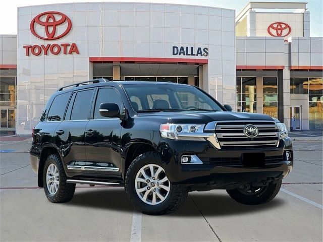 2020 Toyota Land Cruiser Base